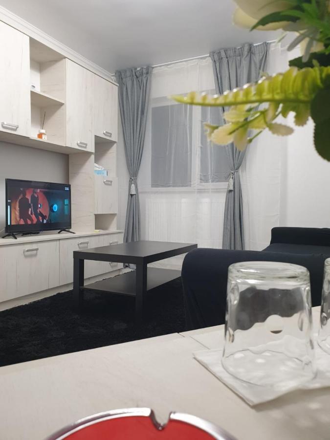 Lucky Apartment Piteşti Extérieur photo